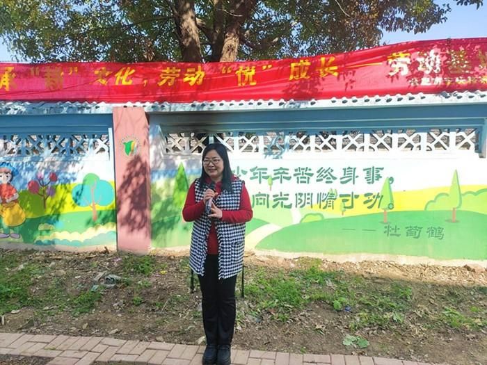 �Ϸ��а���·����Сѧ�����У�����Ͷ����ء���������ʽ