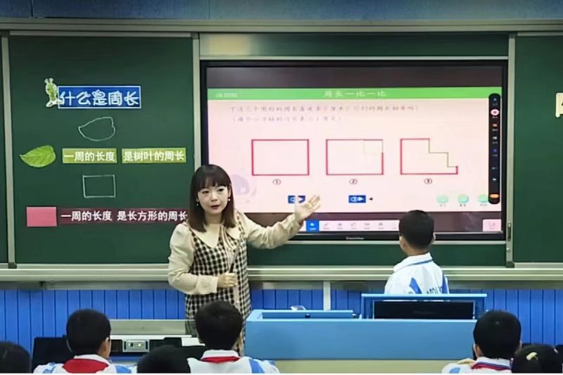 �����и���Сѧ��λ��ʦ�ٻ񰲻�ʡ���Ľ조��̳���ǡ��ƺ�