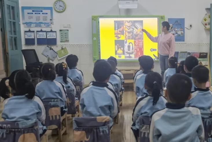 �Ϸ���ֱ�������׶�԰��������֪����Ȼ����