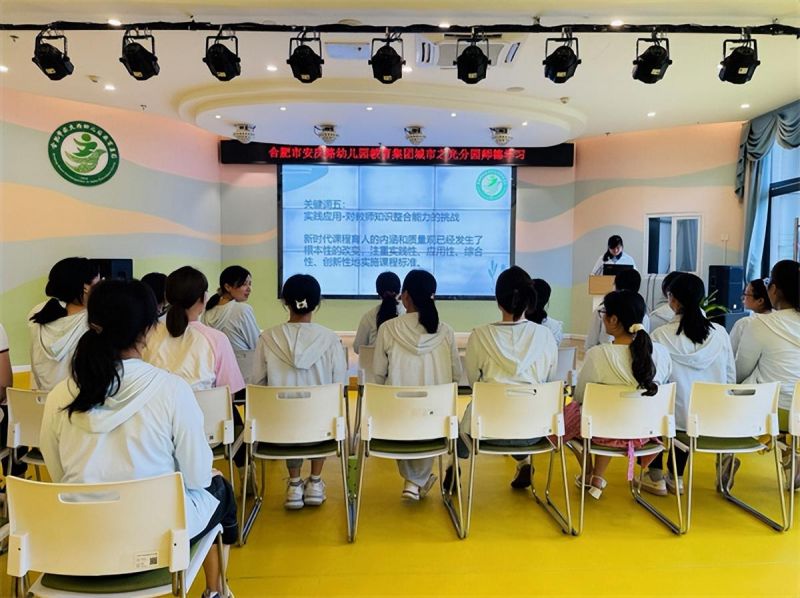 �Ϸ��а���·�׶�԰�������ų���֮���԰��ʦ���س��� ��������Զ