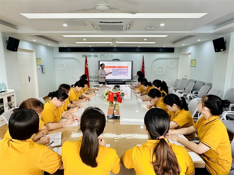 �Ϸ��а���·�׶�԰����������԰�����ؽ������ģ������ഺ����