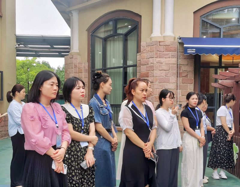 �Ϸ���˫���׶�԰Դˮ��԰�Ӵ�԰����λ��ְ�ʸ���ѵ���ڰ�ι�