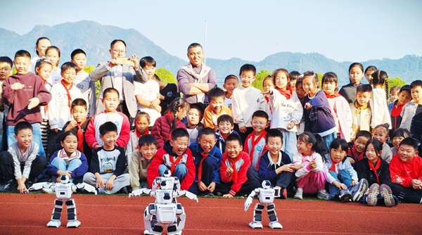 ���ر���Сѧ�������ȳ��У԰ ��ȼѧ���Ƽ���