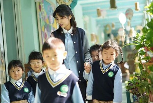 �Ϸ��а���·�׶�԰������ʦ�ٻ�®�������������Ƚ����˳ƺ�