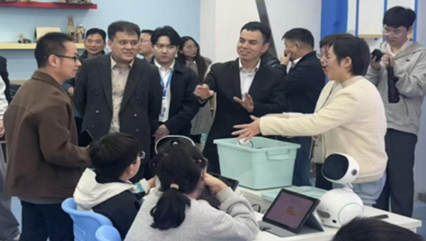 �����п�չ��Сѧ�˹����ܽ���ϵ�л