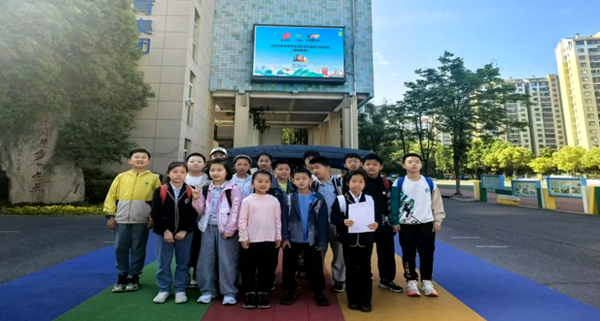 �Ϸ���ʦ������Сѧ�¶���������˻�Сѧ��������