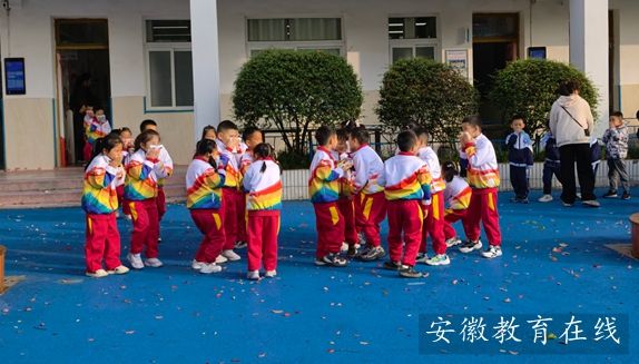 ����Сѧ��չ����Ӧ����ɢ��ϰ