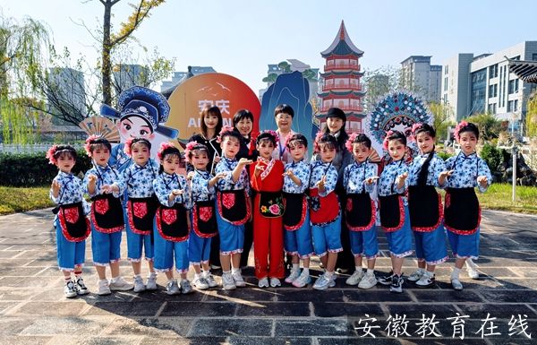 ����Сѧ��÷Ϸ������ҫ������̨