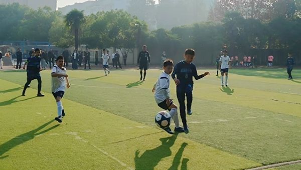 �¿�·һСU12�����´����������������������