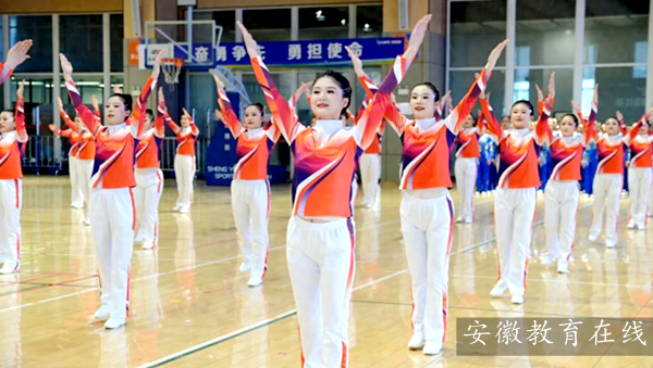 �Ϸ���˫�׻�����չ������®������ְ���㲥��ٱ������ٻ�һ�Ƚ�