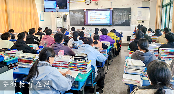 �����ñ�ƽ�������һ���سǵĽ������ֻ�����