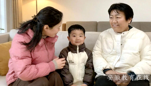 �Ϸ���˫���׶�԰�������ţ��ҷ���ͯ�� ��԰�����ɳ�·