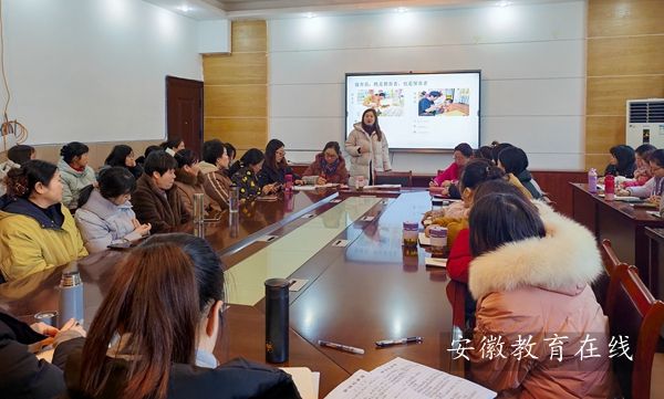 ���������������׶�԰���б���Ա��ѵ�߼��ܿ���