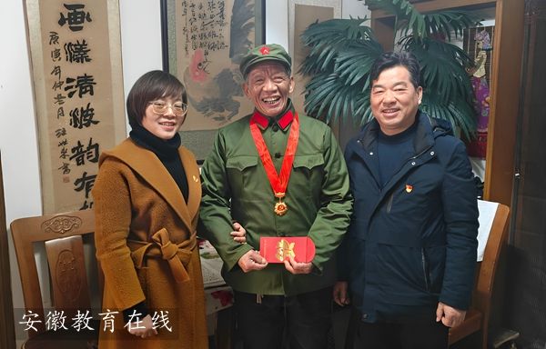 ʮ������ѧУ��֧������ǰϦο�������ϵ�Ա