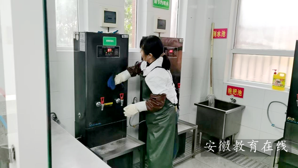 ���������������׶�԰������ʳ���������ػ�ʦ�ס�����ϵİ�ȫ��