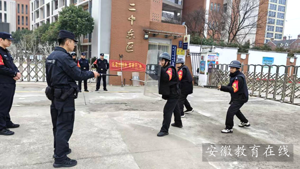 ���������������׶�԰��չ��С��ԪӦ������