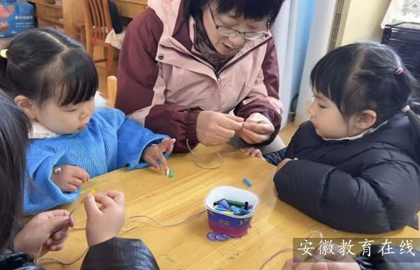 ��ɽ���ڶ��׶�԰�����˸�Ů�ڡ�������ů����