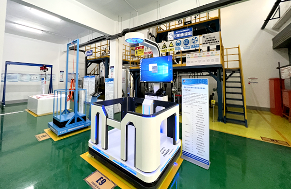 ͭ������ѧУ������ѡ���ҷ���ί�Ȳ��ſƼ����ܹ���������Ͱ�������