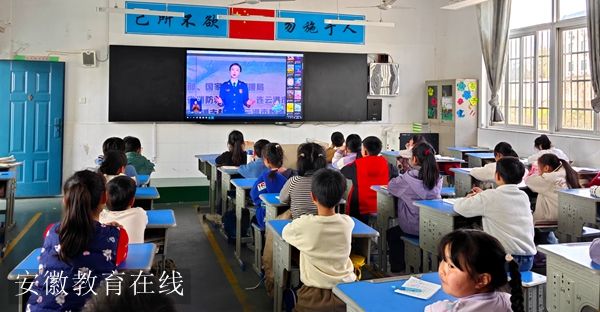 ʮ������ѧУ��֯ʦ���տ�����������ȫ������