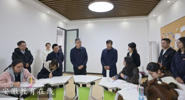 ����ʦ��ѧԺ���С����»��㡱ר����д�ѧ�������������շ�������