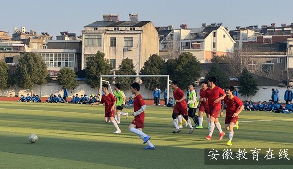 �������С�У����������������