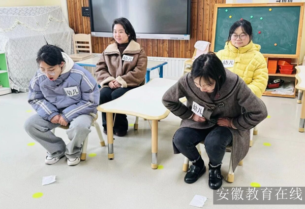 �Ϸ���˫���׶�԰��չԤ��ʳƷ�ж�ר����ѵ��ͻ�����Ӧ������