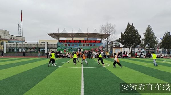 �����к� �����й� ��ɽ�����೬���ȳ�ӿ�� �ý�����һ�������