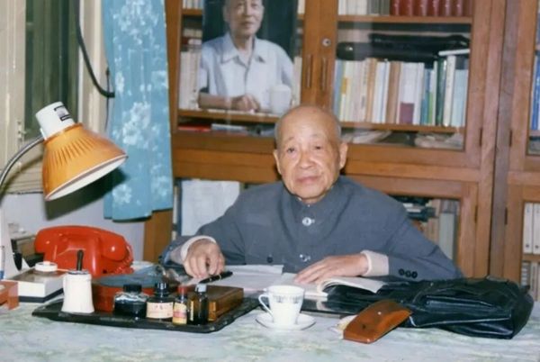 �ղ��ࣺ�����ı����ǽ���ˣ����������������������ҡ��߱������ж���