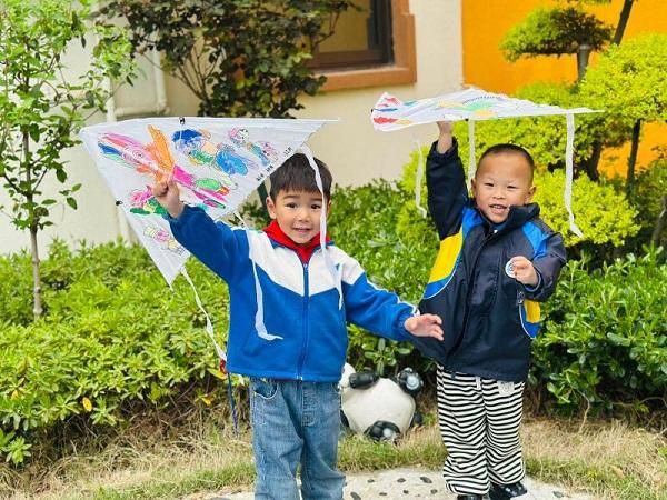 �Ϸʺ�����������׶�԰��������ͯ�� ���ֳ�����