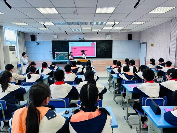 �԰����� ������������������2026��Сѧ���������������������ʿ���ѡԲ������