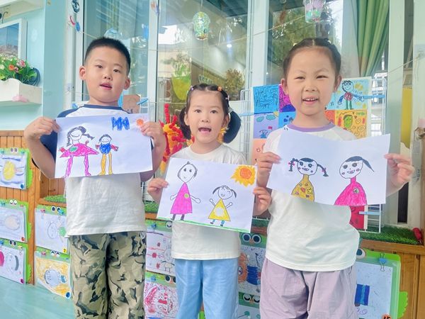 ͯ����ʦ����ͯ����ů�⡪���Ϸ��а���·�׶�԰����������԰����꼶���ʦ������