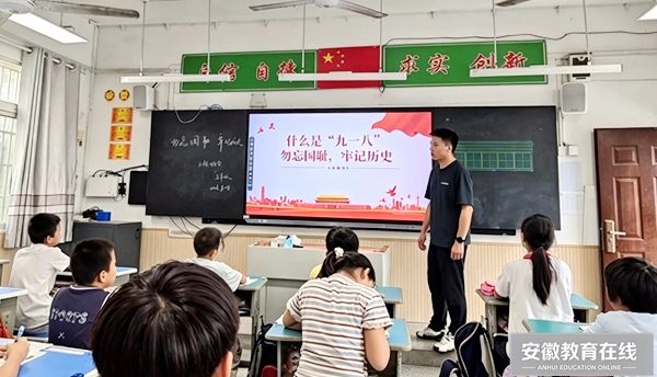 �������ѧУ��չ������������ϵ�л